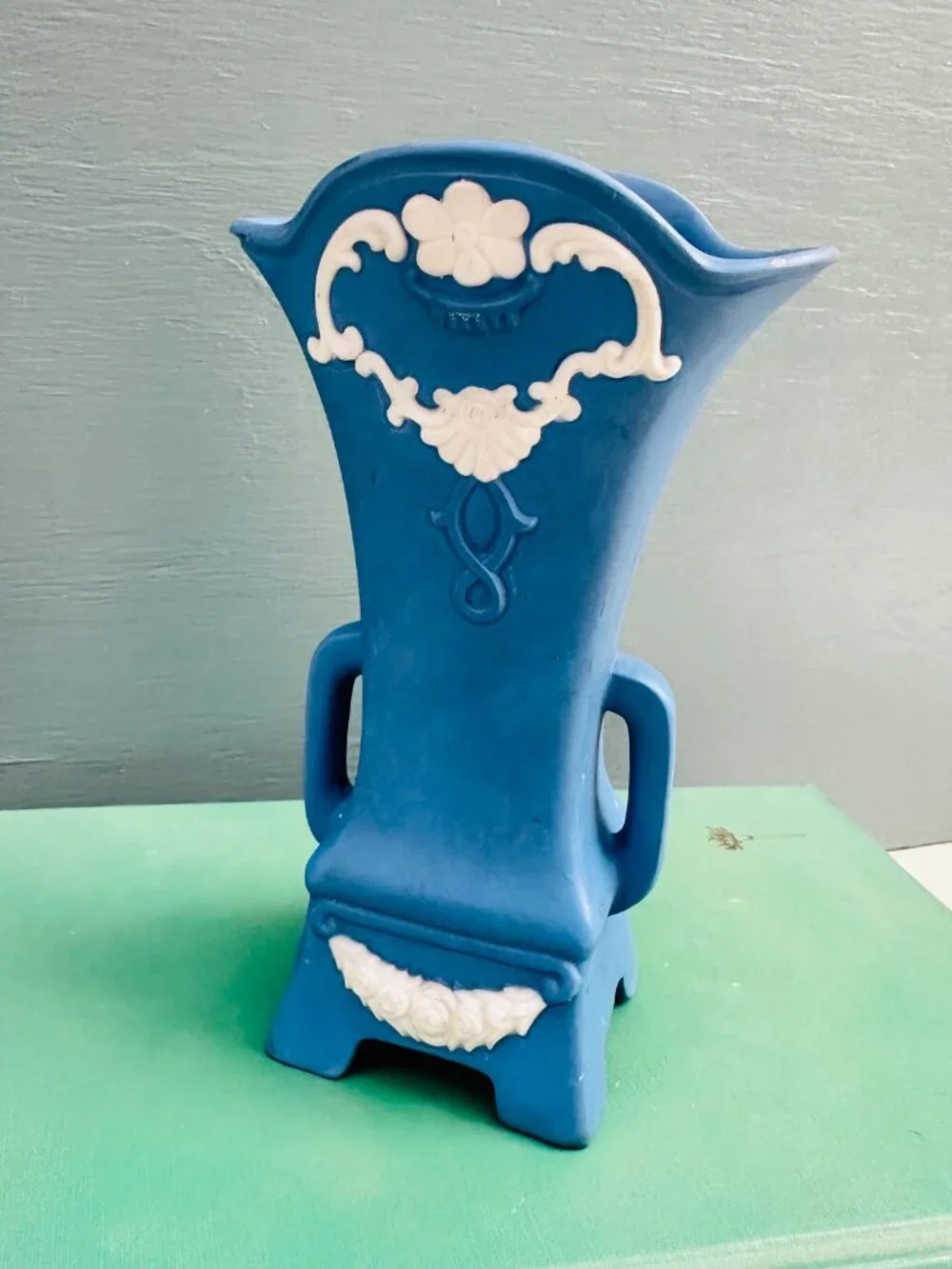 Vintage Jasperware Blue and White Bisque Porcelain Cherub Vase, Wedgwood Blue - Picture 4 of 11